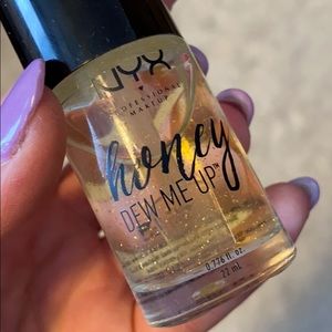 NYX Honey Dew Me Up Primer